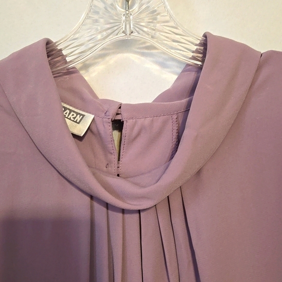 Dress Barn, Blouse, Sz 22/24, Pleated Front, High Neck, Cowl, Lilac, Sleeveless - Picture 5 of 12